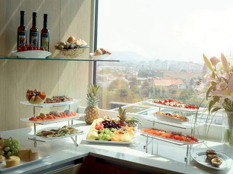 Adlers Hotel Инсбрук